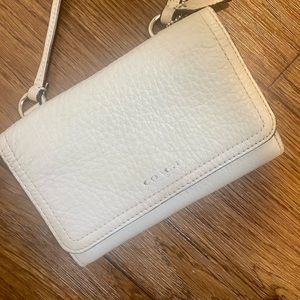 Vintage Coach crossbody leather white